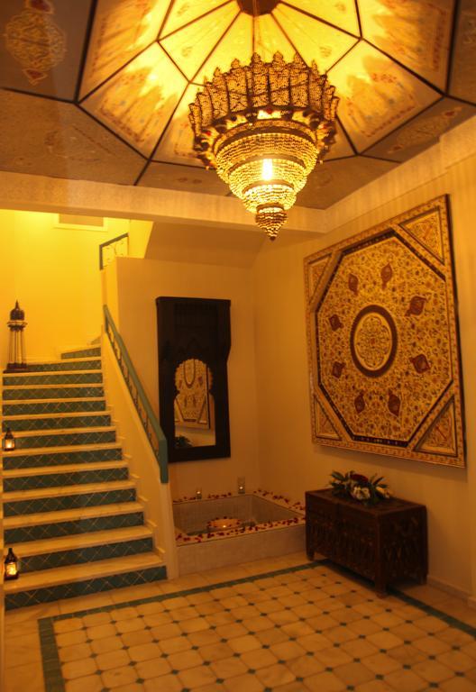 Palais Du Calife Riad Spa & Clubbing (Adults Only) Tanca Dış mekan fotoğraf